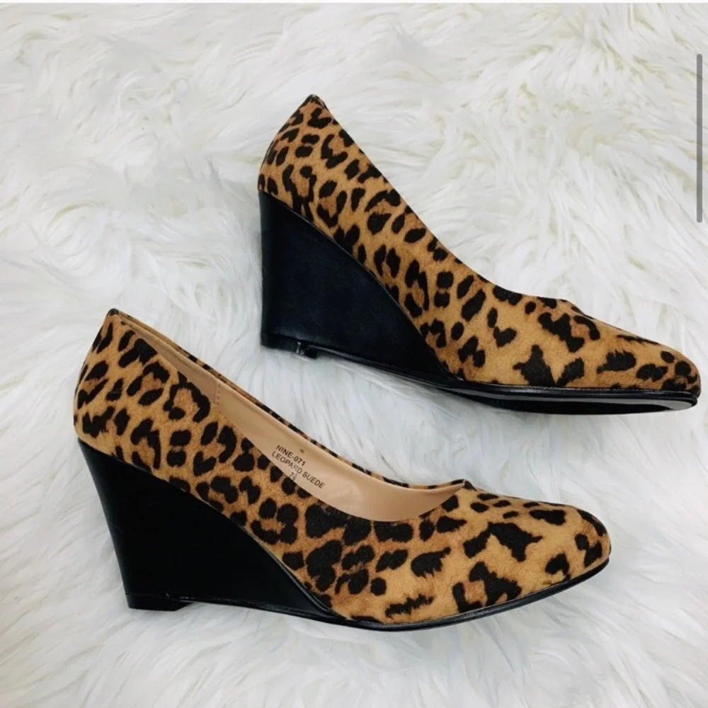 SALE NEW leopard kitten wedge heels